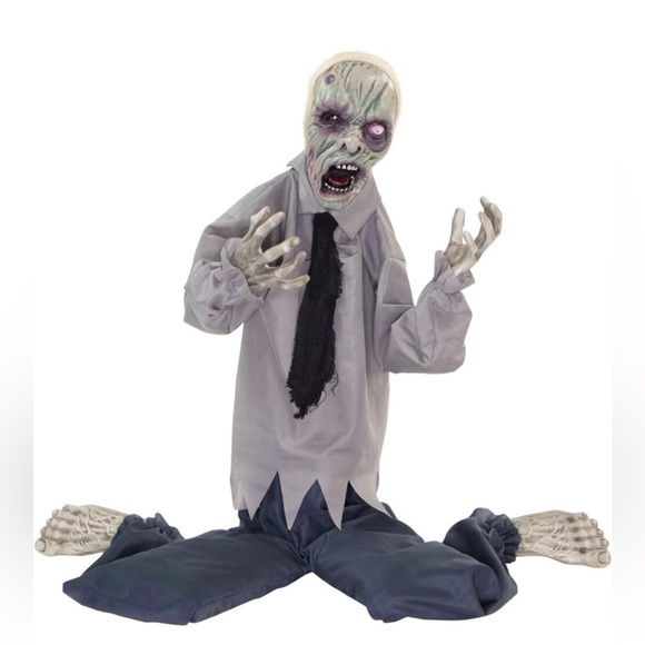 Haunted Hill Farm William The Animated Tattered Zombie Man Animatronic - Picture 1 of 6